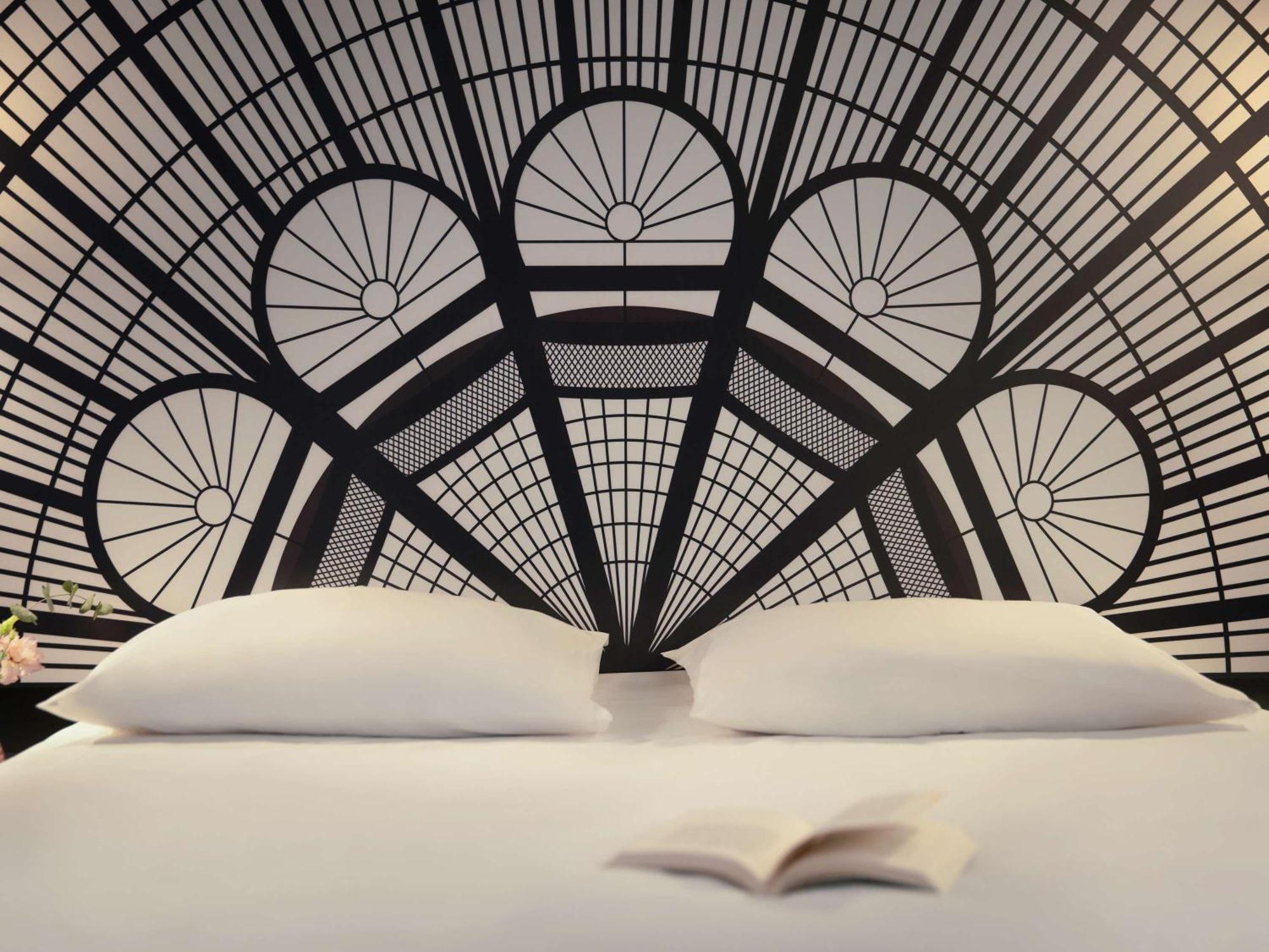 แมร์กูร์ ปารีส์ ป๊อร์ท เดอ แวร์ซายส์ เอ๊กซ์โป โอแตล Hotel วองว์ส ภายนอก รูปภาพ
