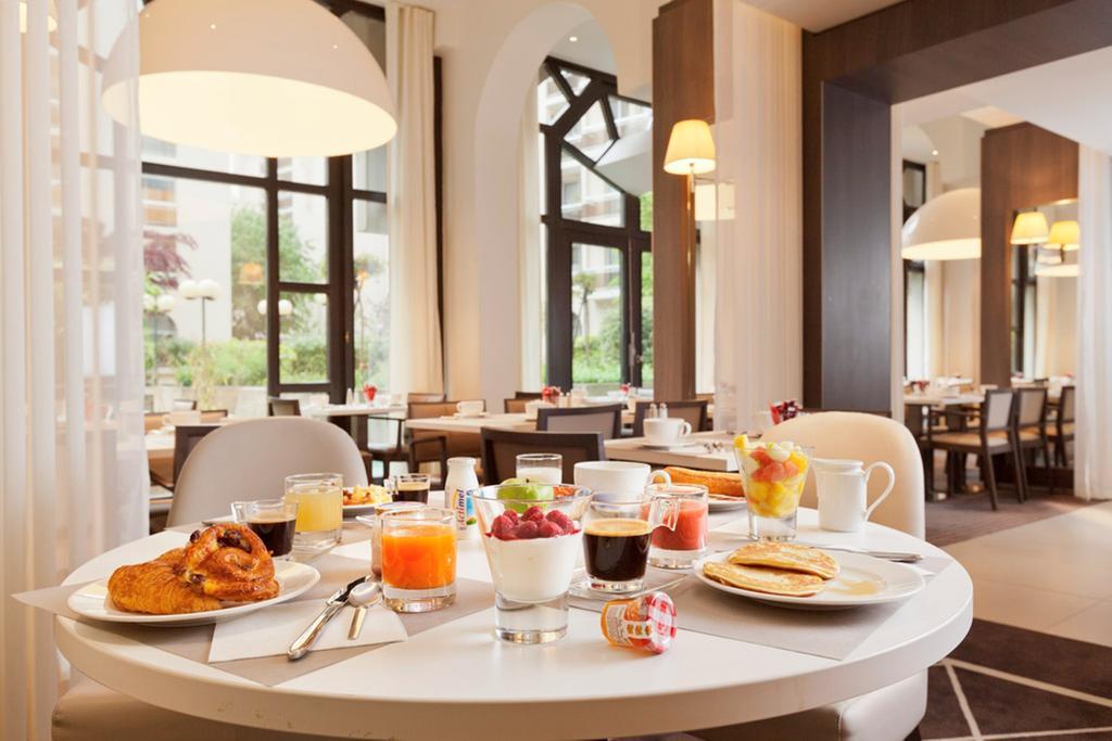 แมร์กูร์ ปารีส์ ป๊อร์ท เดอ แวร์ซายส์ เอ๊กซ์โป โอแตล Hotel วองว์ส ภายนอก รูปภาพ
